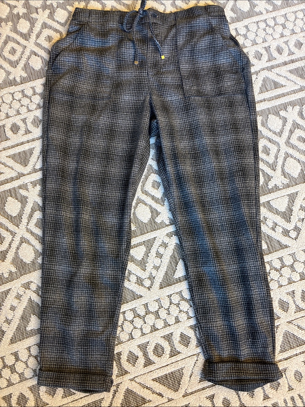 Women's Gray Plaid Drawstring Trousers